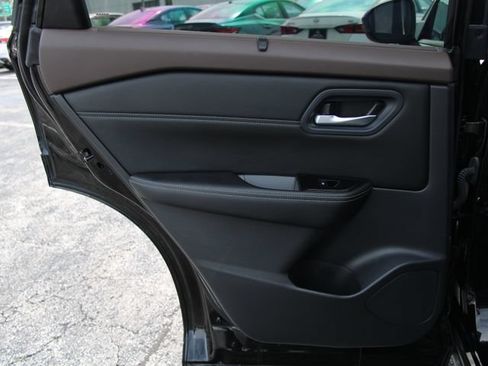 Certified 2023 Nissan Rogue SV w/ SV Premium Package AWD/4WD image 28