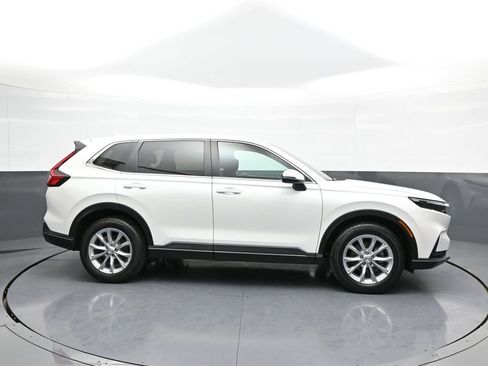 Certified 2024 Honda CR-V EX image 5