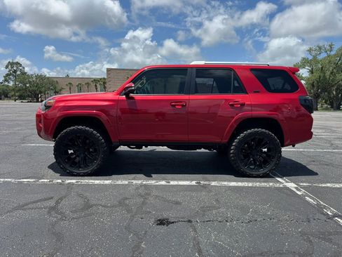 Used 2017 Toyota 4Runner SR5 Premium RWD image 9