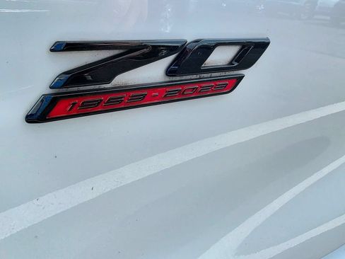 Used 2023 Chevrolet Corvette Stingray Premium Conv w/ Z51 Performance Package RWD image 14