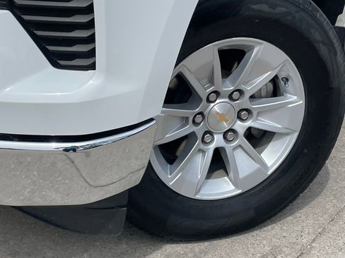 Used 2025 Chevrolet Silverado 1500 LT image 9