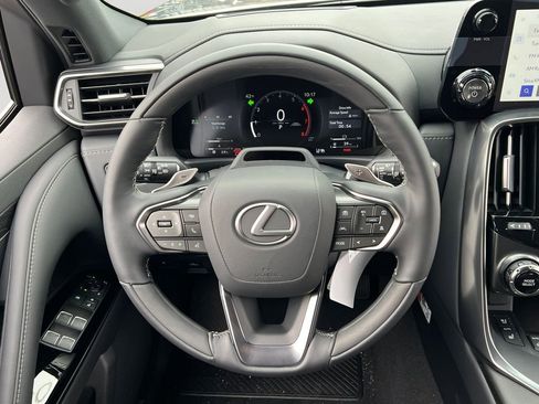 New 2026 Lexus LX 700h Luxury image 17