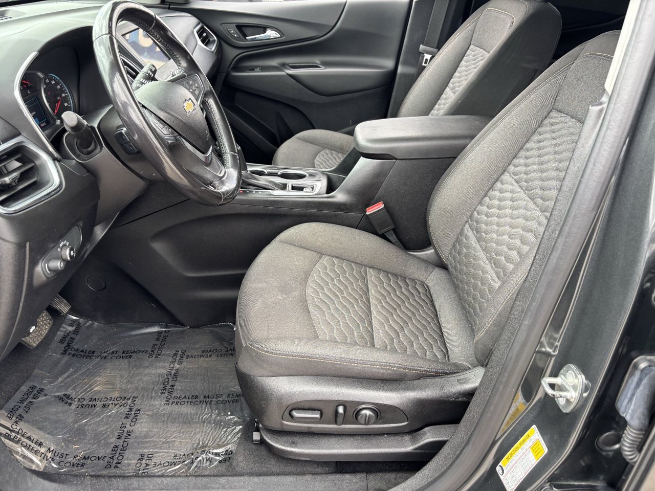 Used 2019 Chevrolet Equinox LT FWD image 17