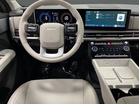 Used 2025 Hyundai Santa Fe SEL image 30