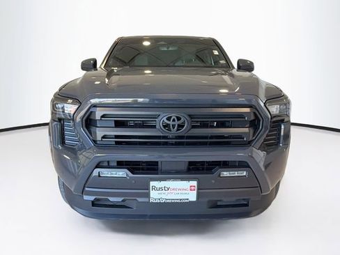 Certified 2025 Toyota Tacoma SR5 image 2