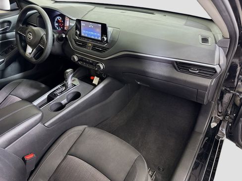 Used 2022 Nissan Altima 2.5 S FWD image 30