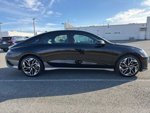 Used 2025 Hyundai Ioniq 6 SEL image 10