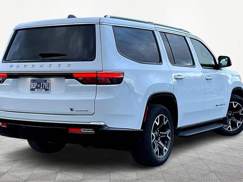 Used 2024 Jeep Wagoneer Series III w/ Flexible Seating Group AWD/4WD image 6