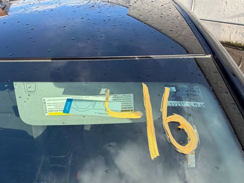 Used 2022 Chevrolet Malibu LT image 30