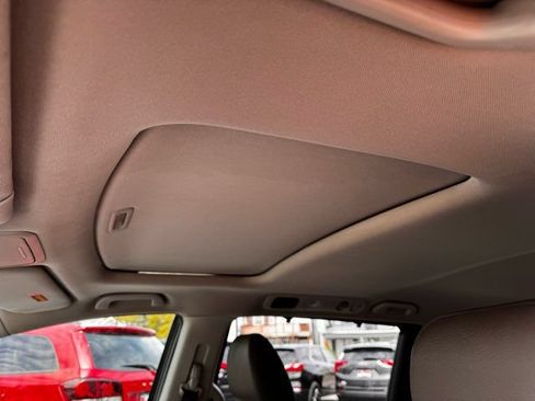 Used 2012 Honda Odyssey EX-L image 12