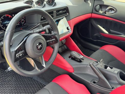 Certified 2024 Nissan Z Performance w/ Floor Mat Package image 13