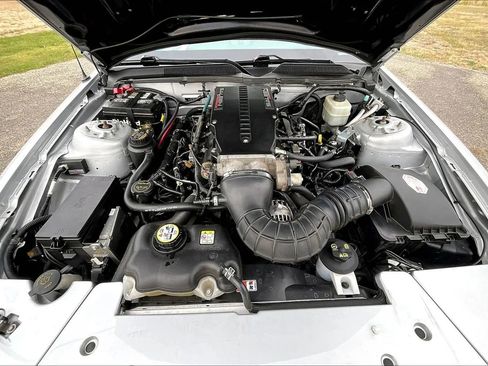 Used 2006 Ford Mustang GT RWD image 36