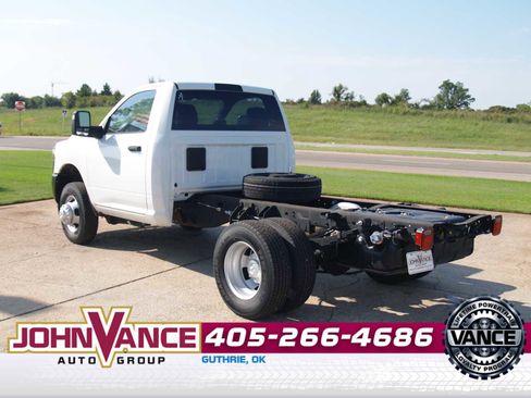Used 2024 RAM 3500 Tradesman image 8