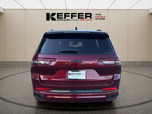 New 2025 Jeep Grand Cherokee L Summit image 4