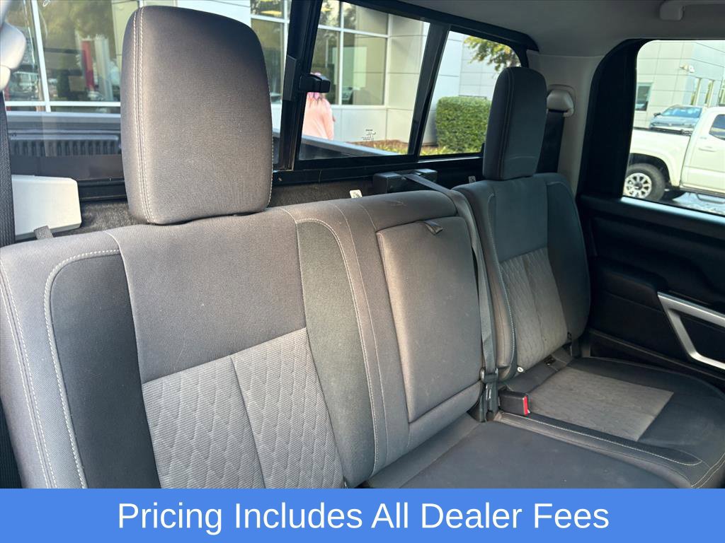 Used 2021 Nissan Titan SV AWD/4WD image 22