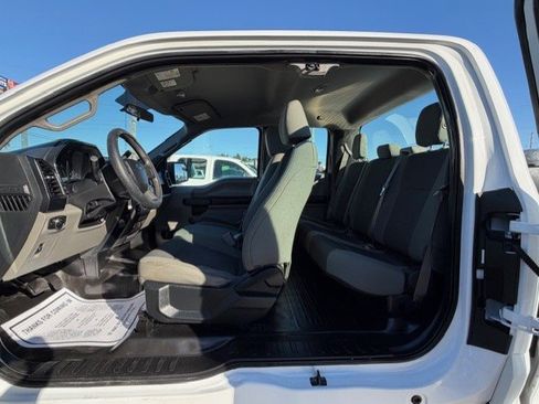 Used 2015 Ford F150 XL w/ Trailer Tow Package image 14