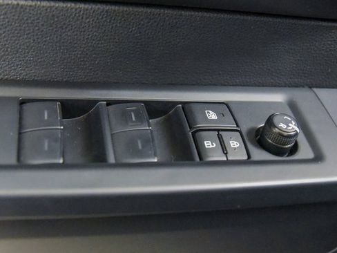 Used 2024 Toyota Tundra SR image 13