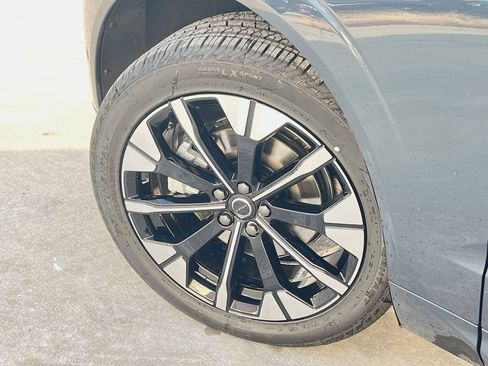 New 2026 Volvo XC60 B5 Plus w/ Protection Package Premier image 12