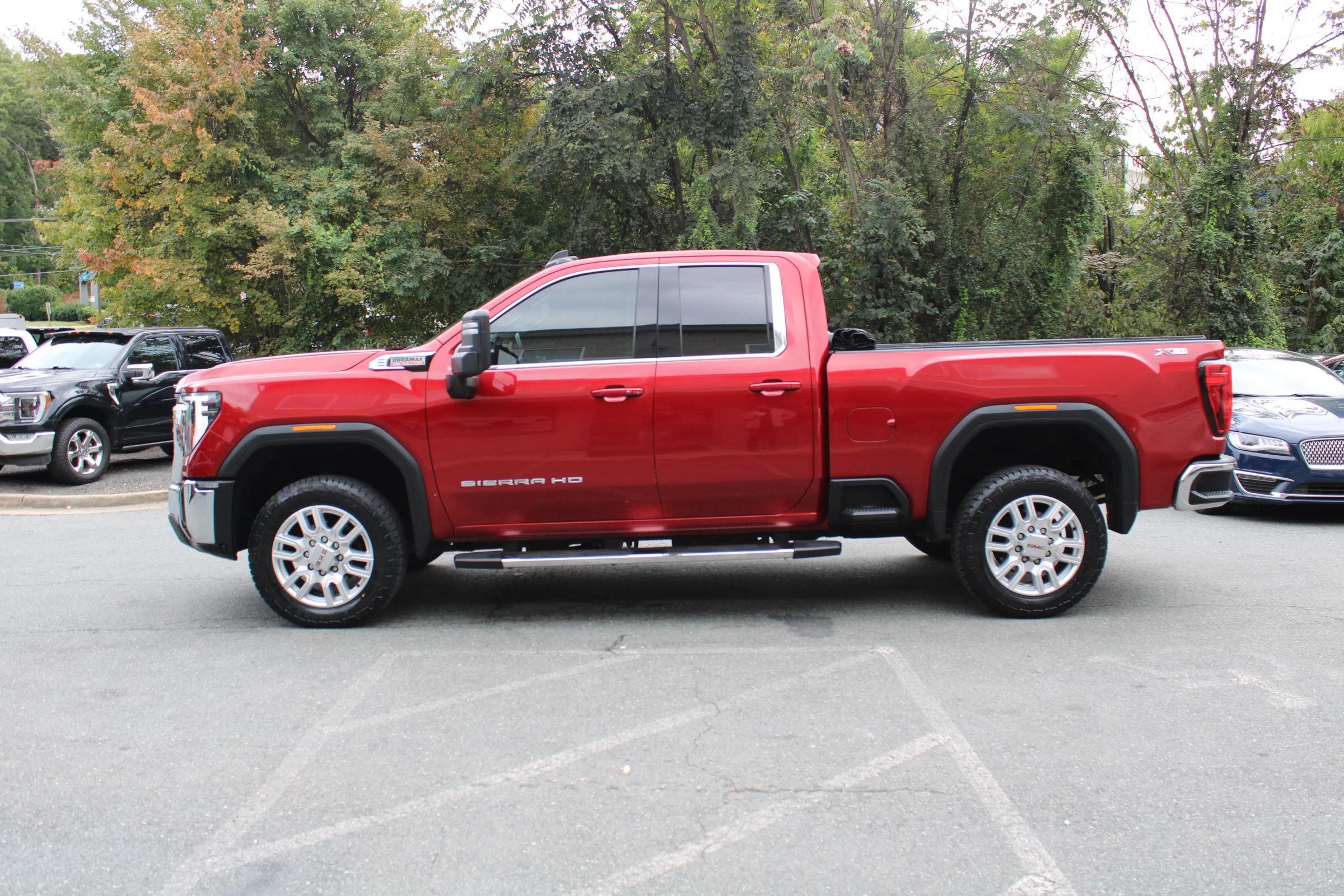 Used 2024 GMC Sierra 2500 SLE w/ SLE Value Package; AWD/4WD image 22