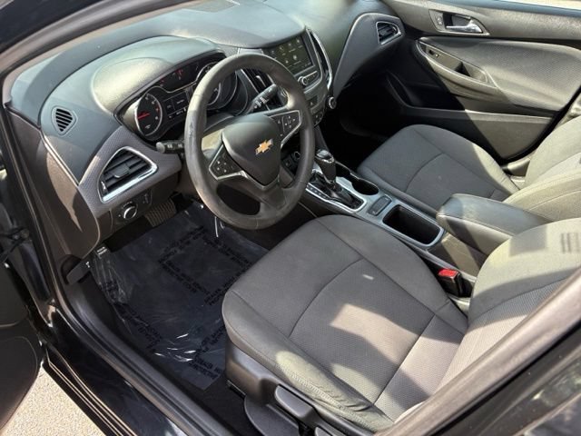 Used 2019 Chevrolet Cruze LT FWD image 35