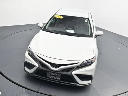 Used 2023 Toyota Camry SE FWD image 25