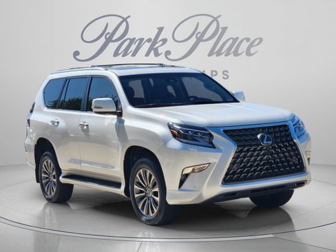 Used 2023 Lexus GX 460 Luxury w/ Accessory Package AWD/4WD image 4