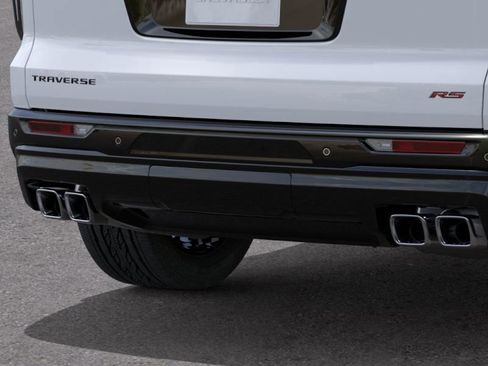 New 2026 Chevrolet Traverse RS w/ LPO, Floor Liner Package FWD image 14