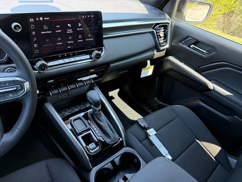 New 2026 GMC Canyon Elevation image 26