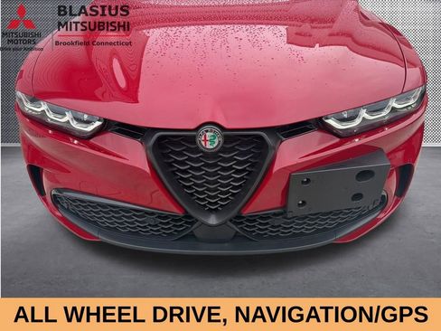 Used 2024 Alfa Romeo Tonale Veloce AWD/4WD image 4
