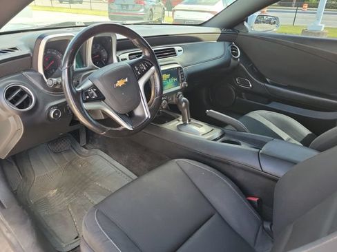 Used 2015 Chevrolet Camaro LT RWD image 16