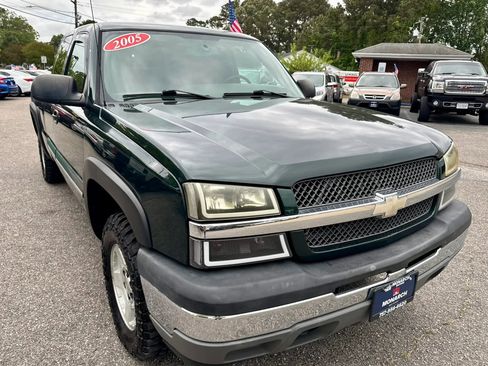 Used 2005 Chevrolet Silverado 1500 LS w/ Light Duty Power Package AWD/4WD image 7