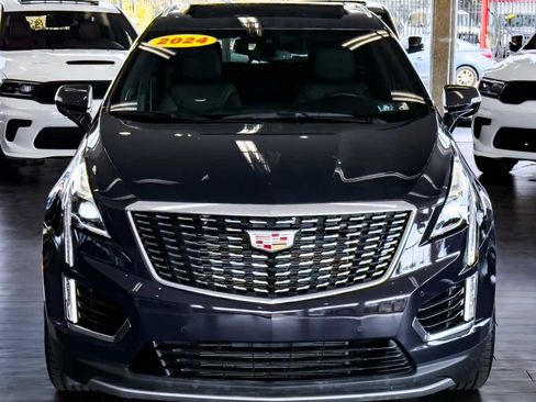 Used 2024 Cadillac XT5 Premium Luxury image 3