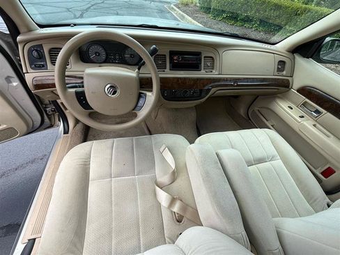Used 2008 Mercury Grand Marquis GS RWD image 11