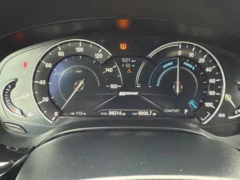 Used 2018 BMW 530e xDrive image 17