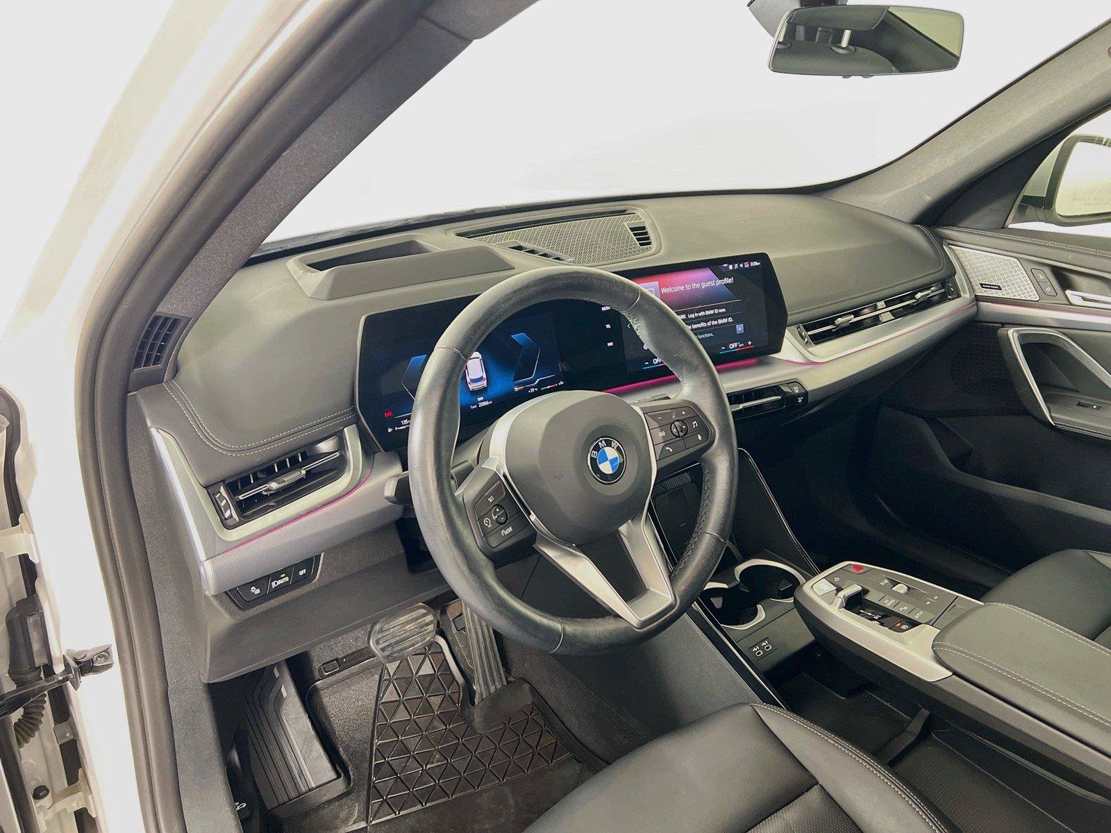 Used 2023 BMW X1 xDrive28i w/ Premium Package AWD/4WD image 10