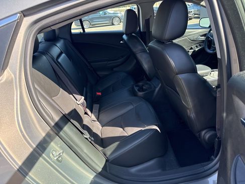 Used 2017 Chevrolet Volt Premier w/ Driver Confidence II Package image 15