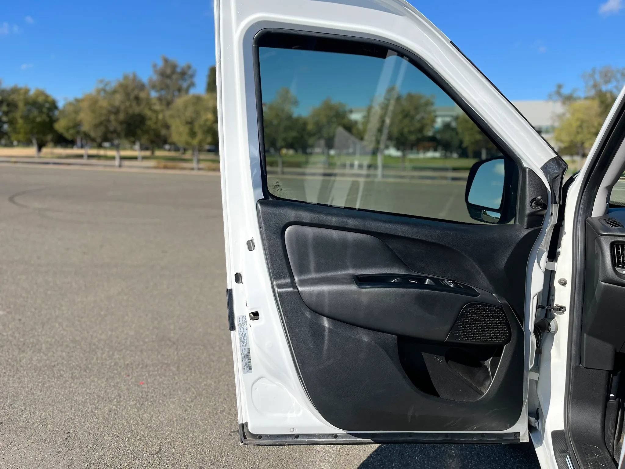 Used 2021 RAM ProMaster City Tradesman FWD image 9