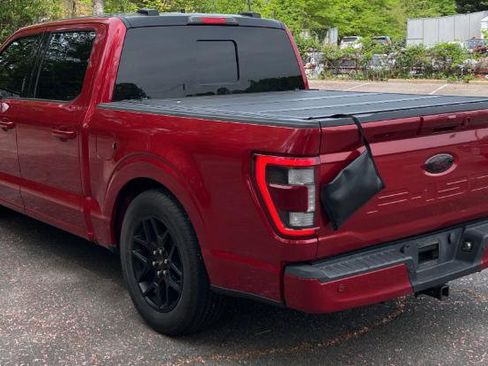 Used 2021 Ford F150 Lariat w/ Equipment Group 502A High AWD/4WD image 4