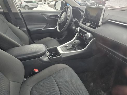 Certified 2025 Toyota RAV4 LE image 17