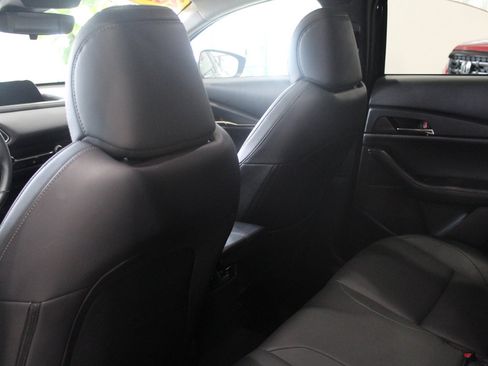 Used 2022 MAZDA CX-30 AWD 2.5 S w/ Preferred Package image 16