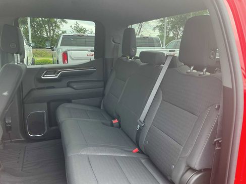 Used 2022 GMC Sierra 1500 SLE AWD/4WD image 22