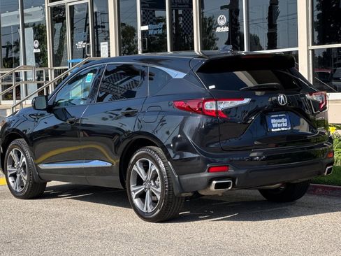 Used 2023 Acura RDX AWD w/ Advance Package image 6