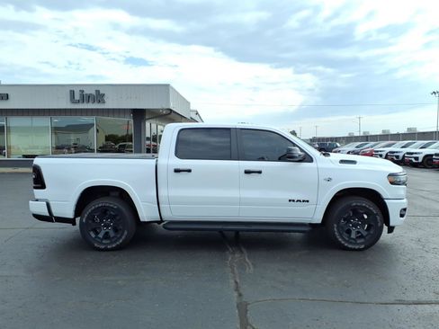Used 2026 RAM 1500 Big Horn AWD/4WD image 2