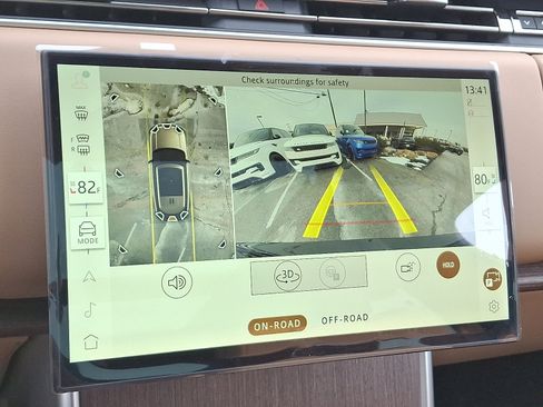 New 2026 Land Rover Range Rover SE image 16