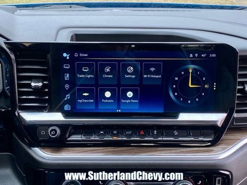 Used 2023 Chevrolet Silverado 1500 RST AWD/4WD image 30