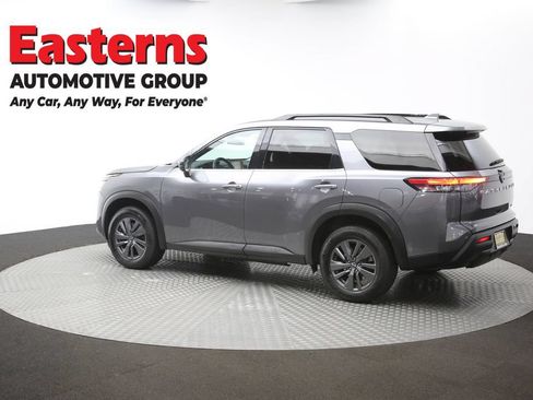 Used 2022 Nissan Pathfinder SV FWD image 63