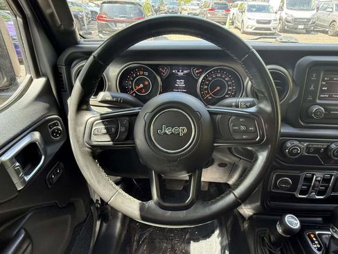 Used 2020 Jeep Gladiator Sport w/ Quick Order Package 24S AWD/4WD image 15