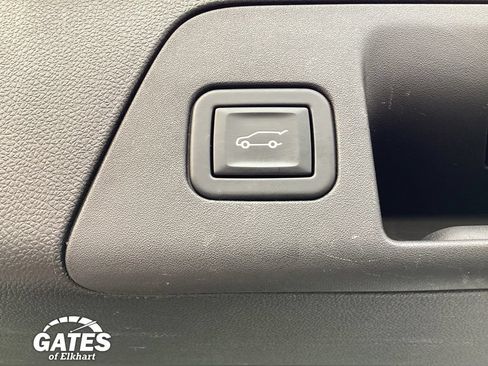Used 2022 Buick Envision Preferred FWD image 13
