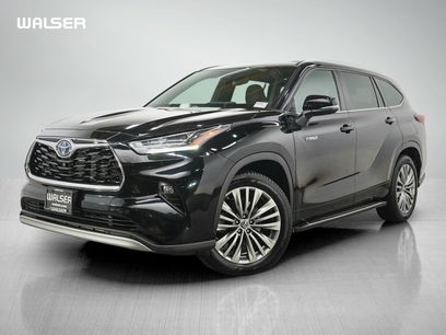 Used 2021 Toyota Highlander Platinum