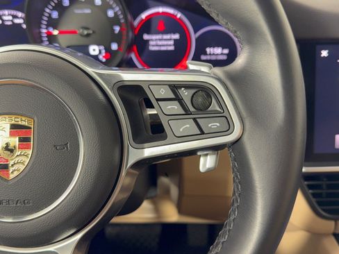 Certified 2023 Porsche Cayenne AWD/4WD image 19
